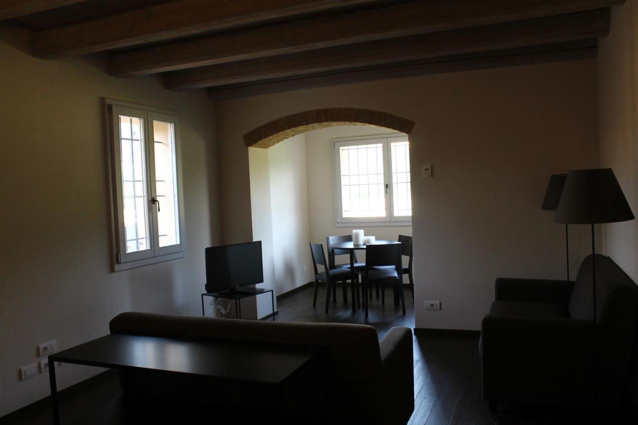 ساسو ماركوني Appartamenti Palazzo De Rossi المظهر الخارجي الصورة
